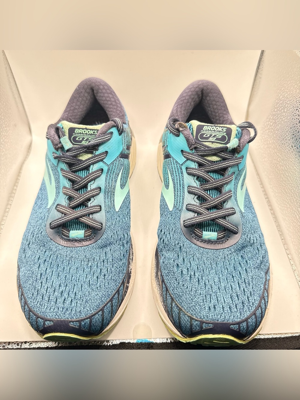 BROOKS Adrenaline GTS 18 Running Shoes - Women's 9.5